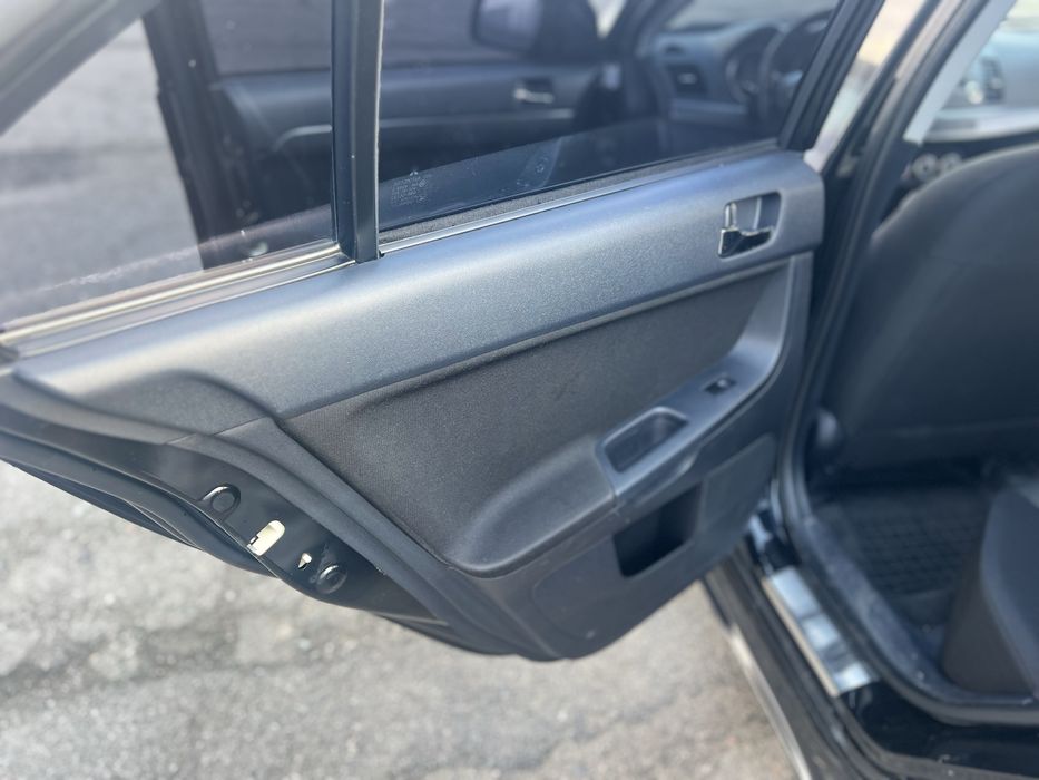 Mitsubishi lancer 2.0