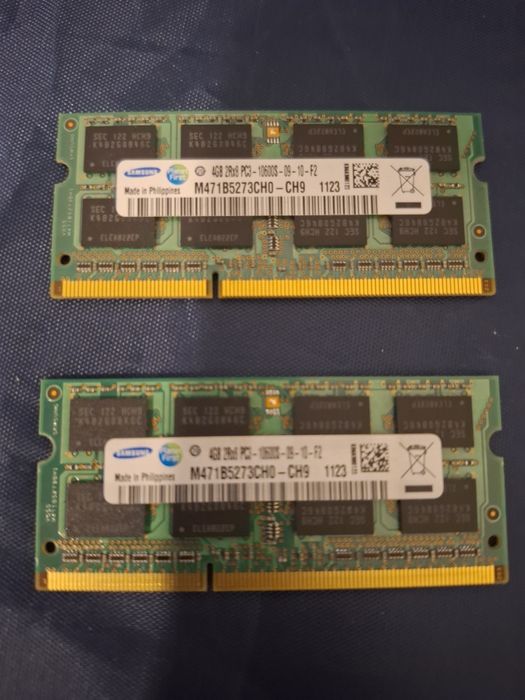 Memória RAM SO-DIMM da Samsung 8 GB (2 x 4 GB).