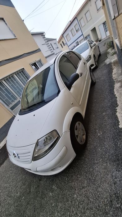 VENDO carro bom barato C3 2005
