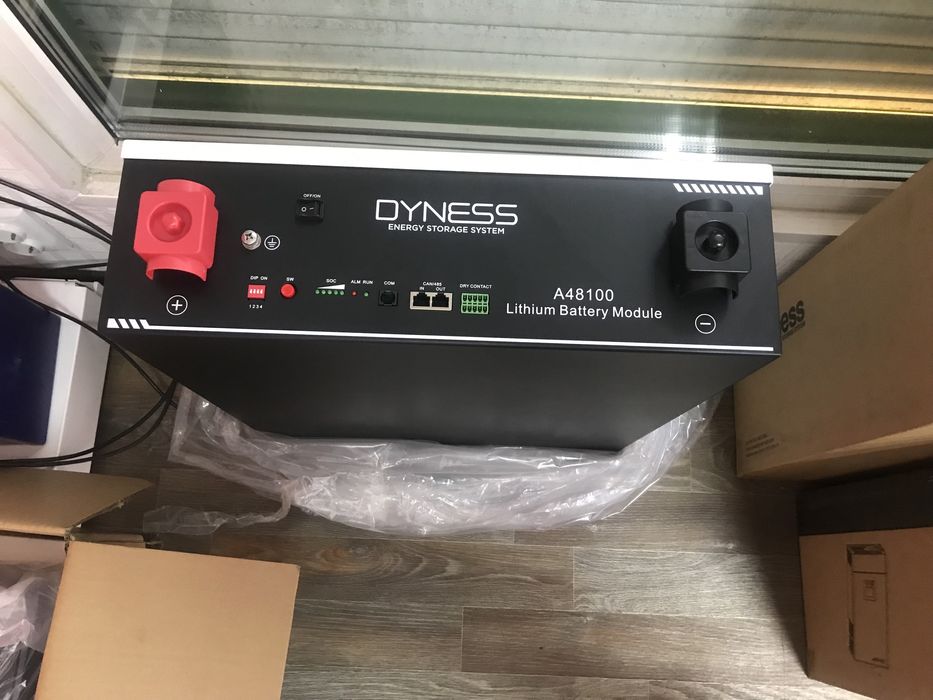 Инвертор безперебойник Аккумулятор ИБП солнечные панели