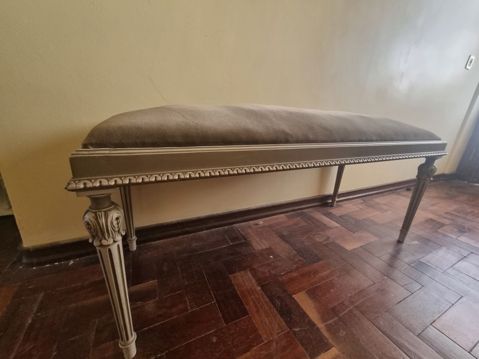 Conjunto consola, banco e mesa