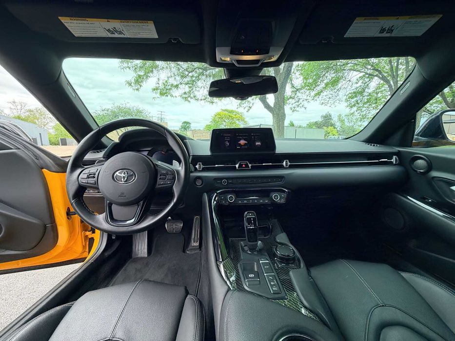 Toyota Supra Premium      2022