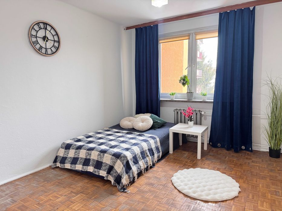 2 Pokoje na parterze do remontu