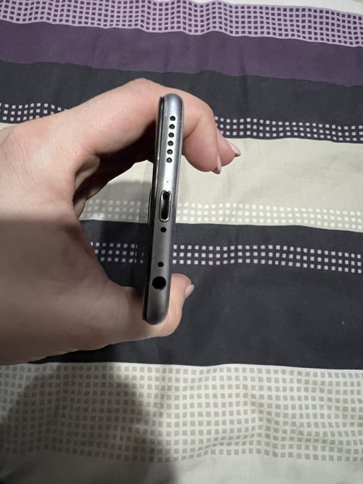 Iphone 6 - 16Gb cinza