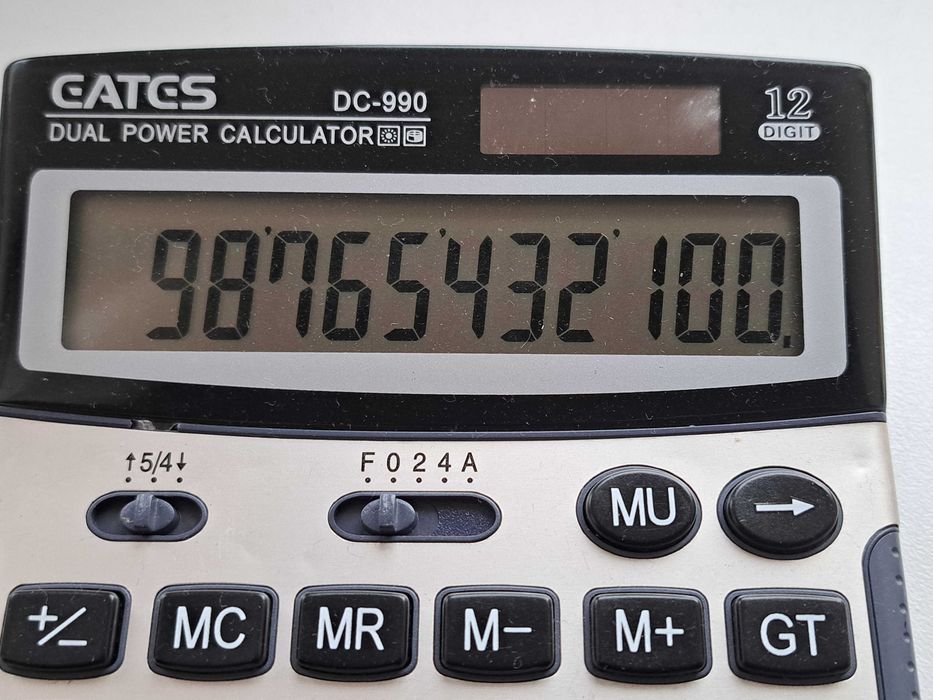 Калькулятор дванадцятирозрядний