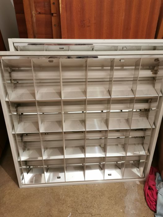 Lampa rastrowa sufitowa