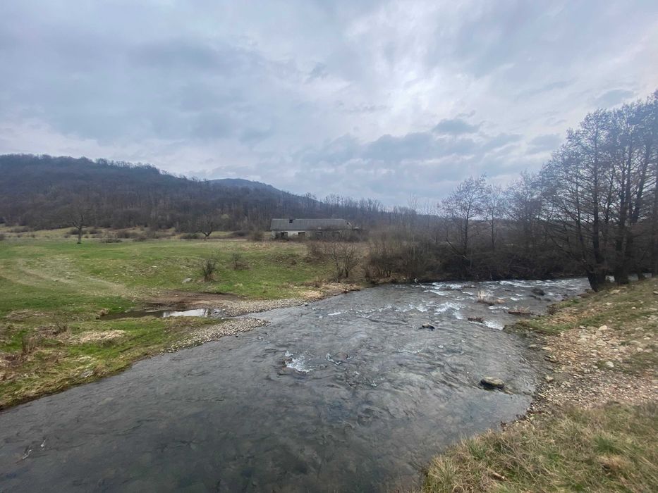 Продається 1 гектар землі.: 25 000 $ - Продаж землі Худльово на Olx