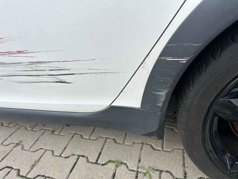 Opel insignia uszkodzona
