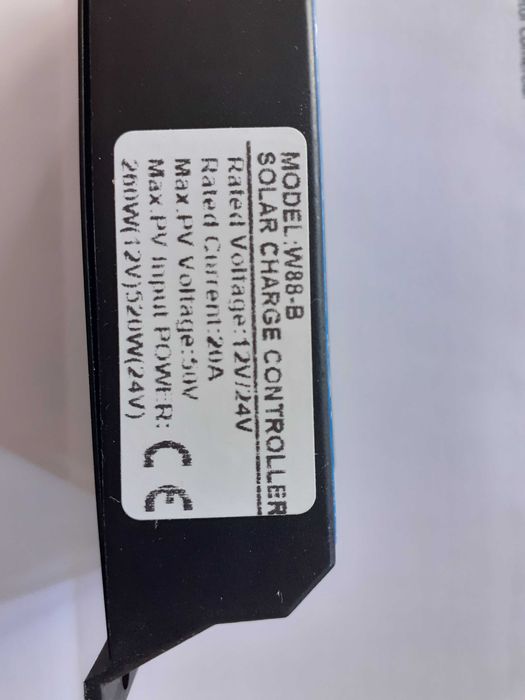 Controlador solar PWM para carga de baterias 12/24V