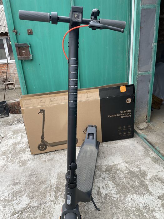 Електросамокат xiaomi