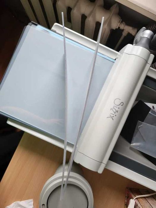 Maszyna tnąco-wytłaczająca Sizzix Big Shot Pro