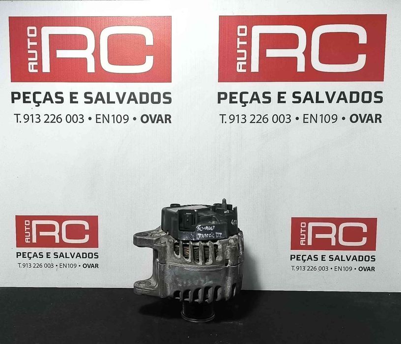 Alternador 231008633R - RENAULT TRAFIC III Caixa