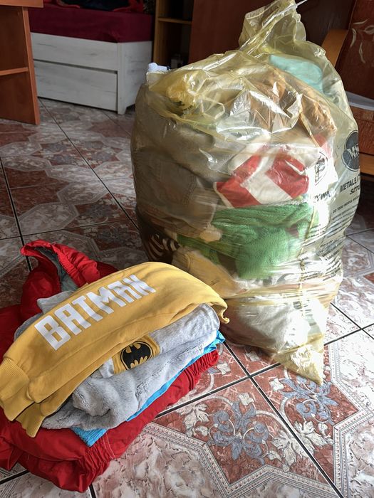 Oddam za darmo ubranka dla chłopca różne rozmiary
