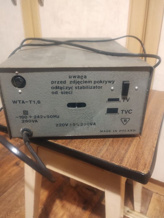 Stabilizator napięcia