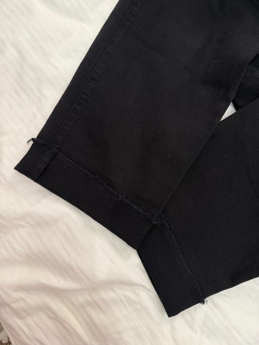 Чорні джинси M