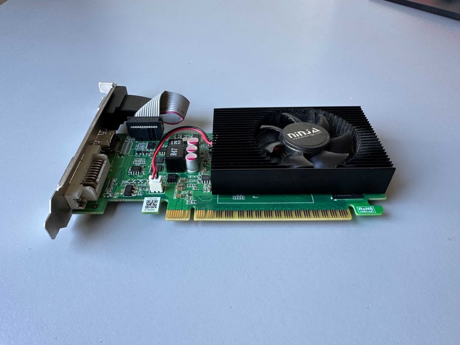 Placa Gráfica GT 730 4GB DDR3 128-bit Low Profile – (Como nova)