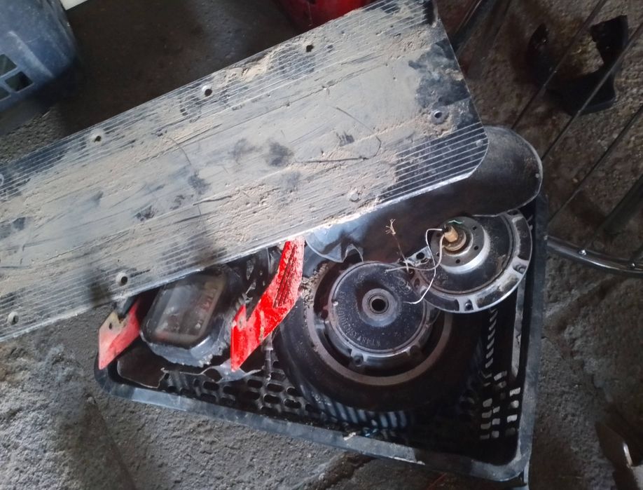 Hulajnoga elektryczna (coś w stylu kukirin)