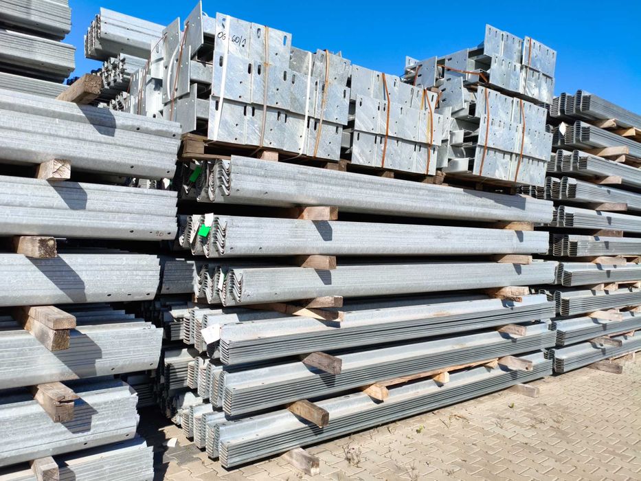 Fotowoltaika, konstrukcje stalowe, marki, flansze, profile, stopy,