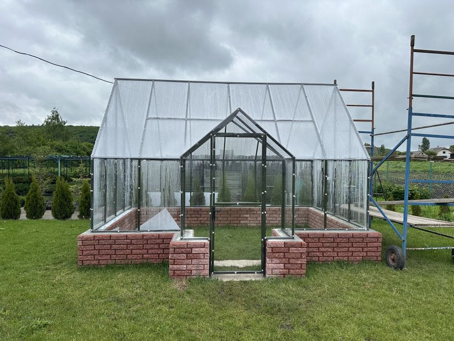 Монолітний, Профільований і Сотовий полікарбонат Полтава. Поликарбонат