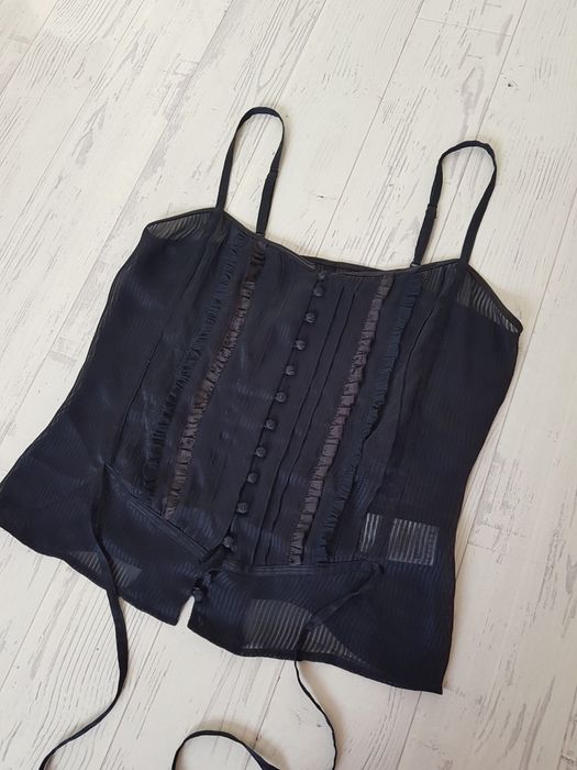 Czarna przewiewna bluzka na ramiączkach MOHITO rozm. 38