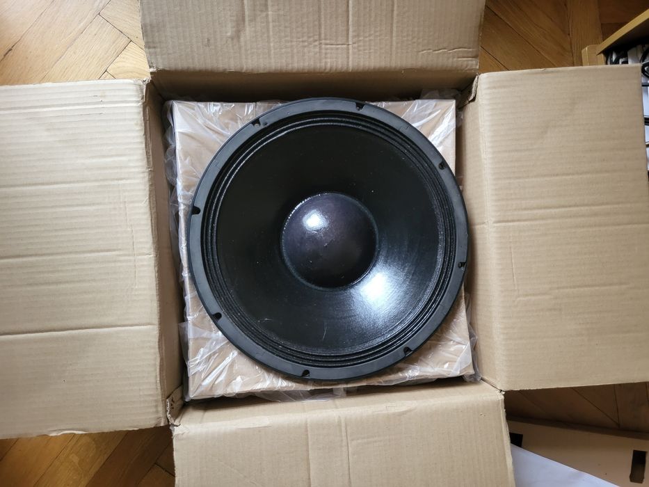 Продам/обмін НЧ динамік B&C 15NDL76 / 15" / 500 Вт / 8 Ом / 99.5 дБ