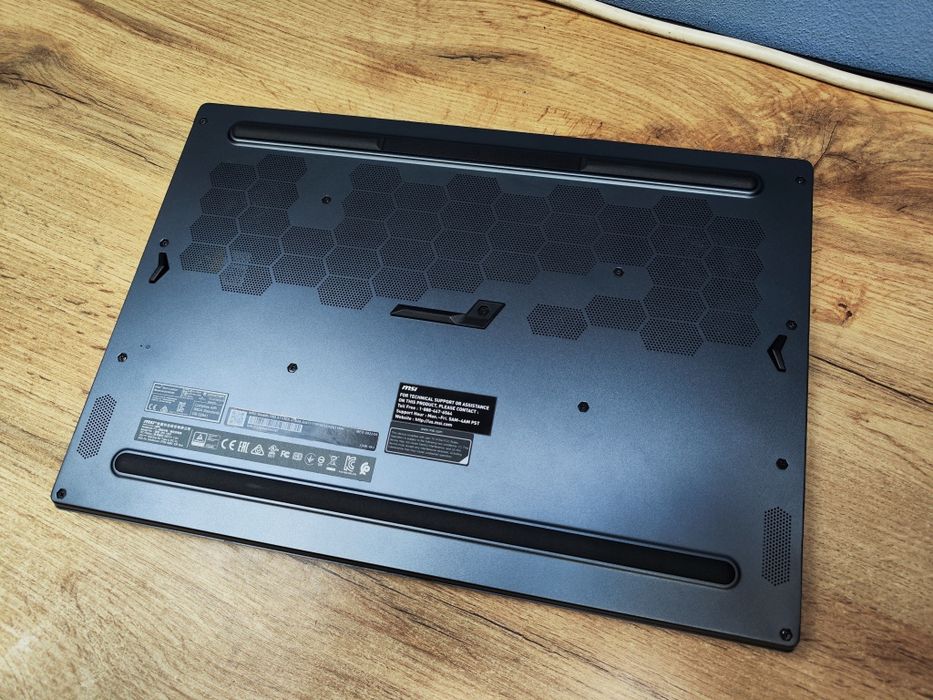 Ноутбук MSI Stealth 15M