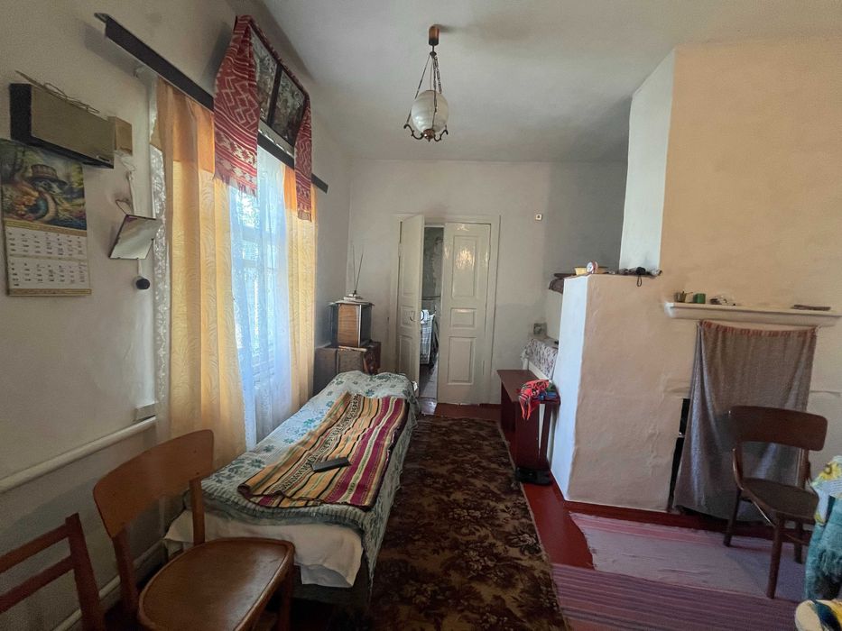 Продам півбудинку с. Гоголів 60м