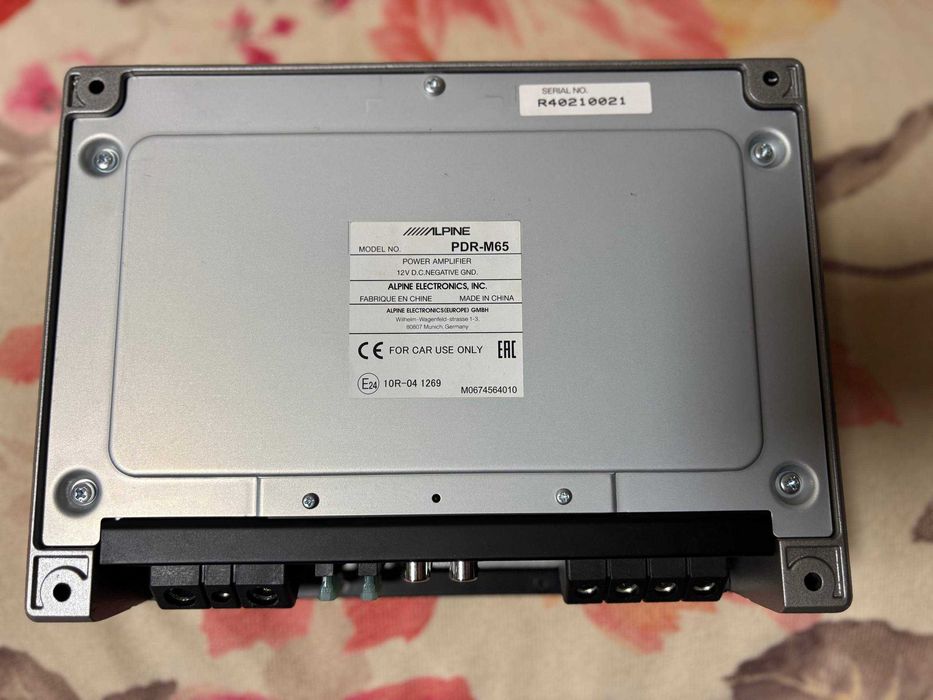 Автомагнитола / сабвуфер / динамики / усилители / Alpine / Tempo