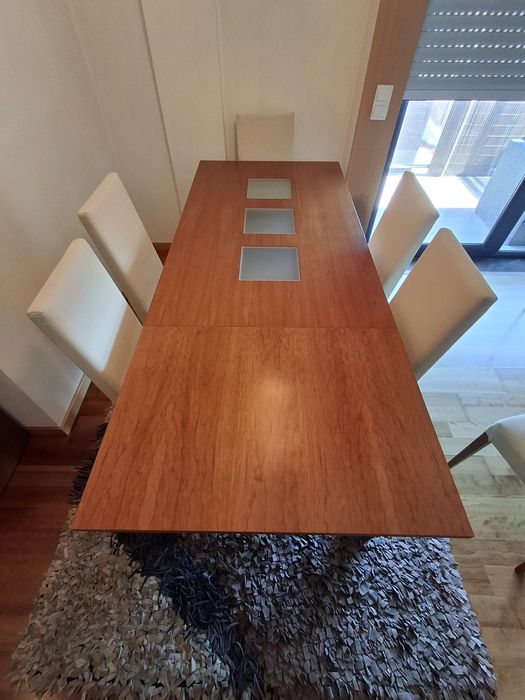Conjunto Mesa Nogueira + 6 Cadeiras - Extensível!