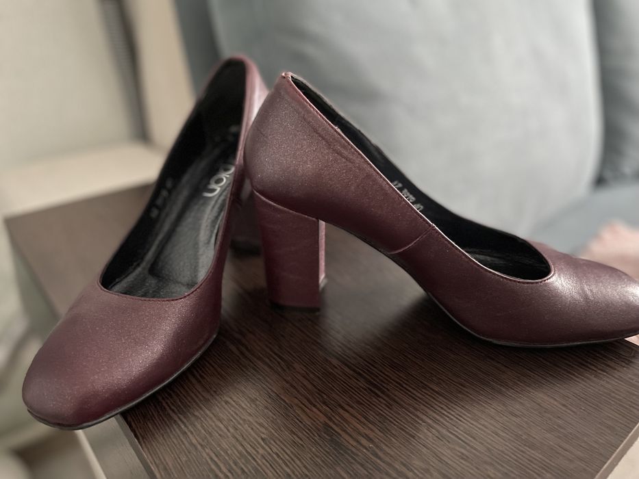 Дуже гарні туфлі