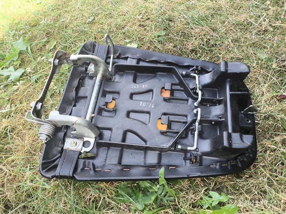 Honda CBR 900 RR SC 33 kanapa siedzenie 98 99