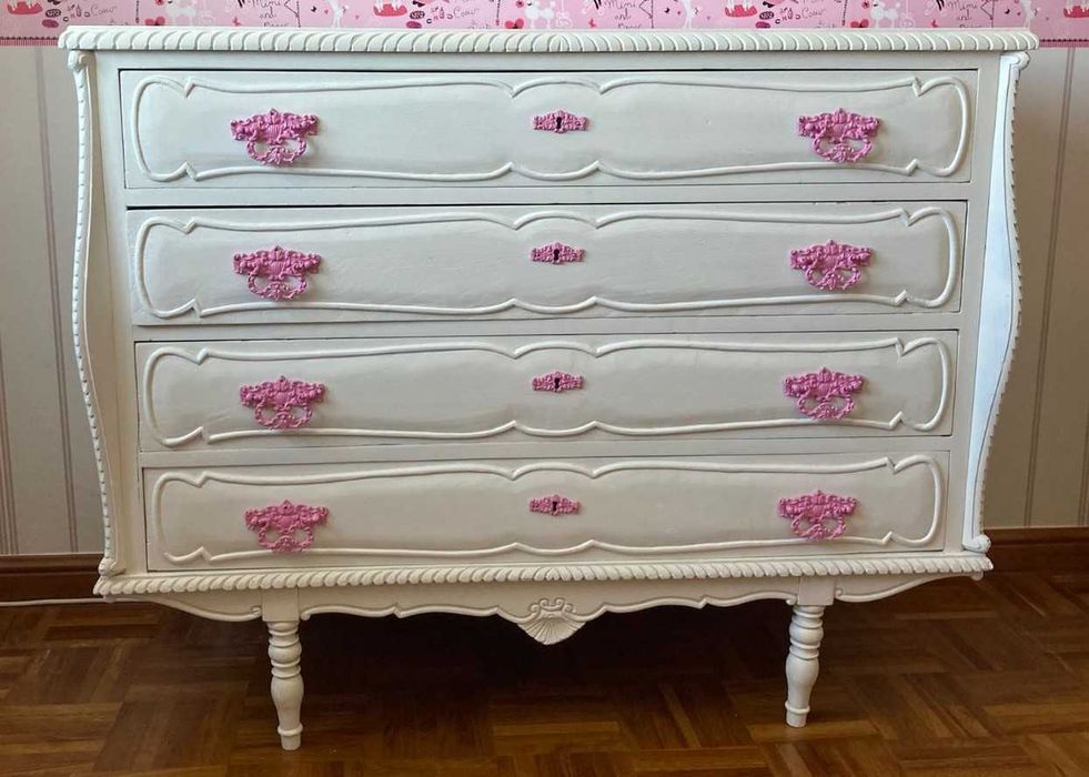 Cómoda antiga restaurada