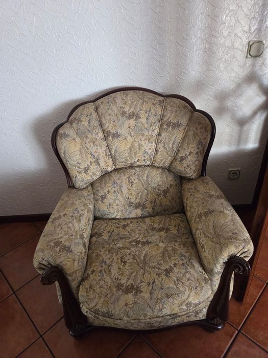Sofás estilo antigo + Candeeiros