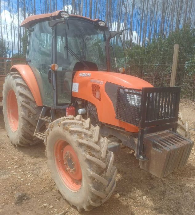 Trator kubota 9960