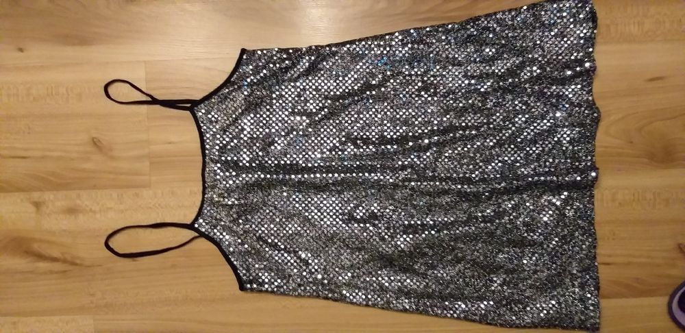 Sukienki i bluzki sylwestrowe