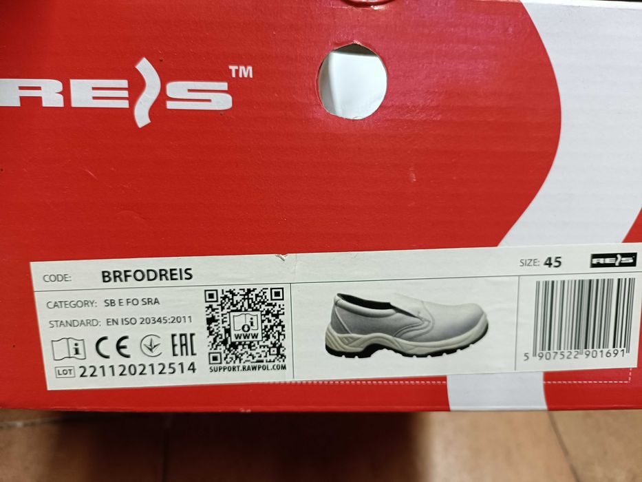 Buty robocze REIS