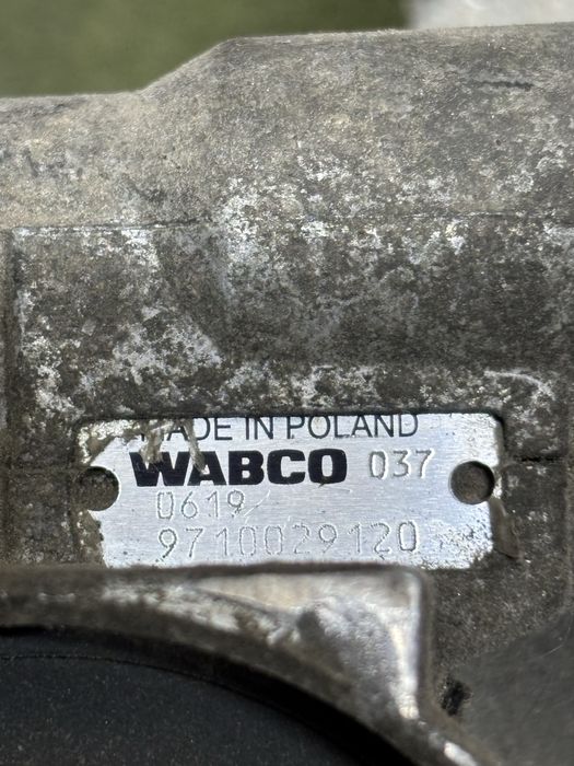 Кран аварійного розторможення причепа ( wabco )
