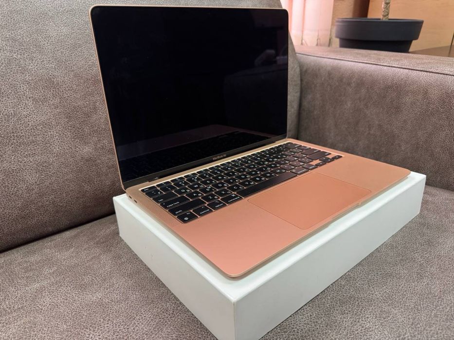Apple MacBook Air M1