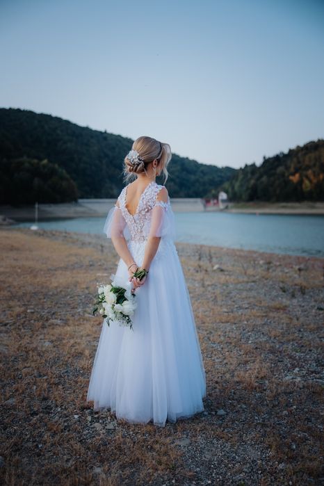 Suknia ślubna roz.34