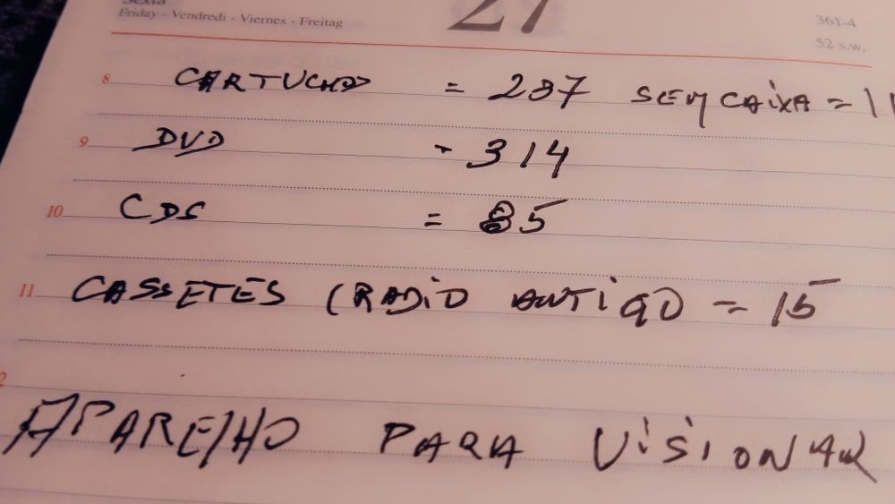 Vende se cartuxos cds discos de vinil e cassetes