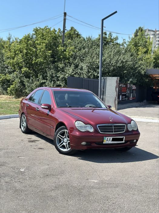 MERCEDES - BENZ w203 c180