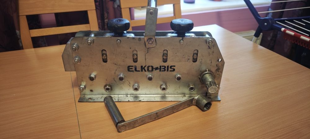 Prościarka do drutu odgromowego ELKO-BIS