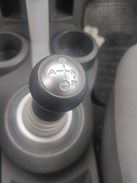 Mitsubishi Colt 1.5 Di-D Automático, com revisão e IPO | Pronto a Circular