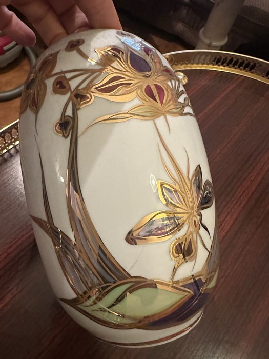 Pote cerâmico com desenhos