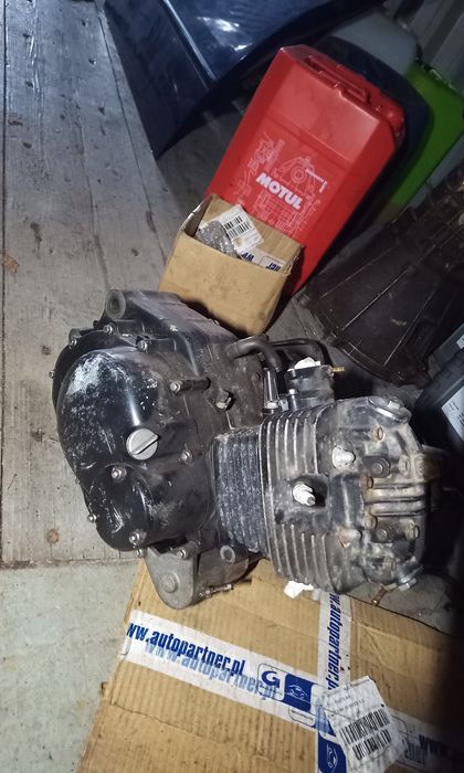Silnik motocyklowy Suzuki 125 GN DR Marauder Hyosung Kreidler 157FMI