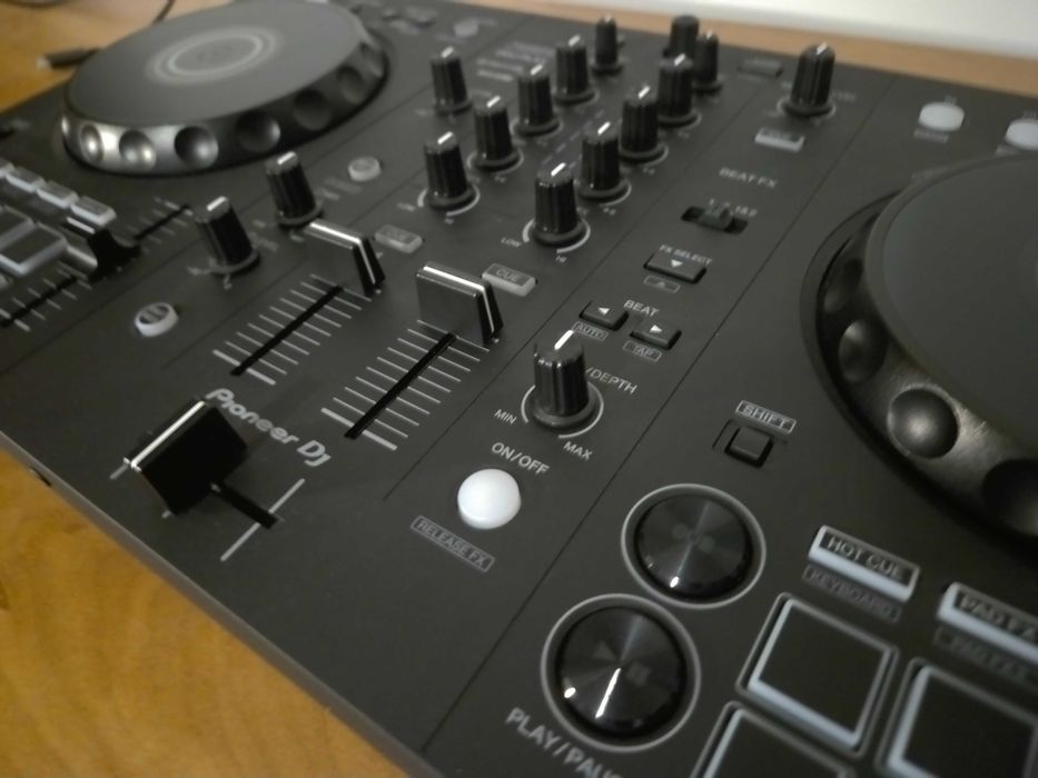 Kontroler DJ Pioneer DJ DDJ FLX4