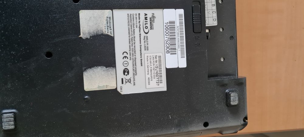 Portáteis desmontados