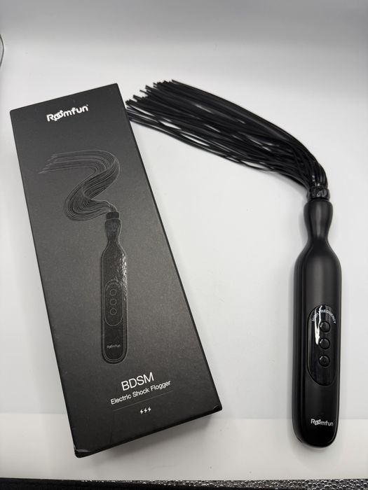 Roomfun ZW-145 elektryczny flogger z regulacją impulsów