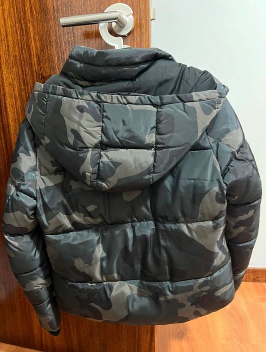 Casaco de inverno verde tropa