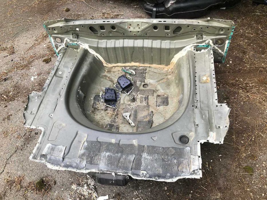 Задняя панель с корытом Lexus ES 2019-